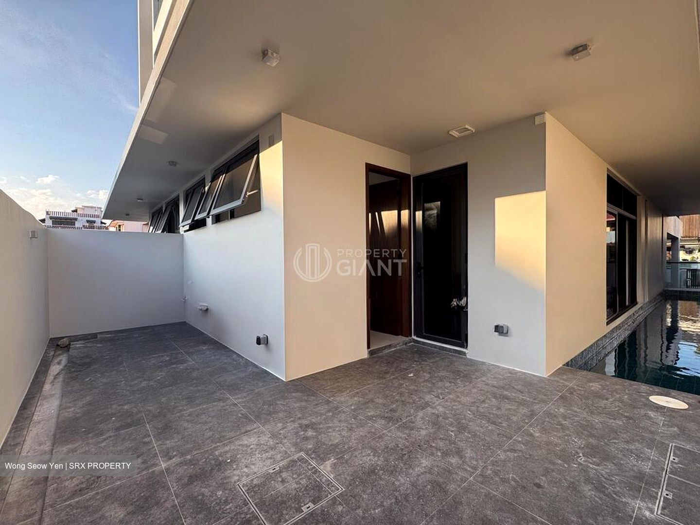 Lengkong Tiga (D14), Semi-Detached #499313461